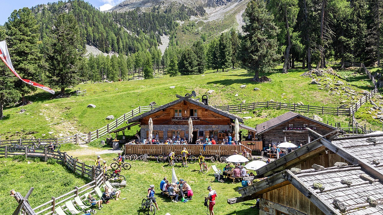 Giro delle malghe - Monte Tramontana